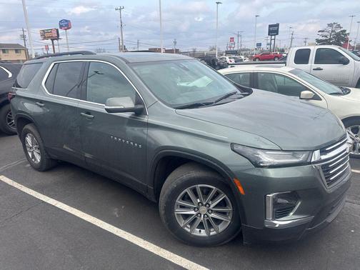 Silver Sage Metallic 2022 Chevrolet Traverse LT Cloth