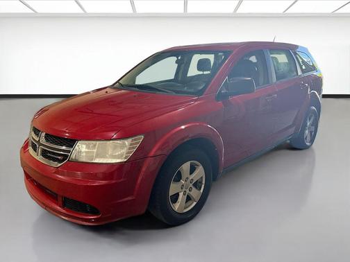 Brilliant Red Tri-Coat Pearl 2013 Dodge Journey SE