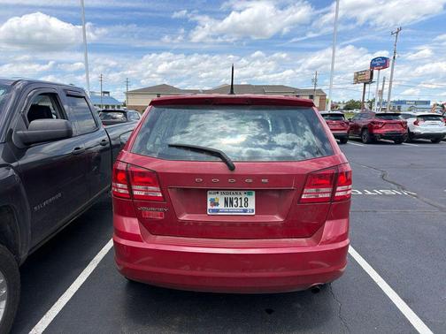 Brilliant Red Tri-Coat Pearl 2013 Dodge Journey SE