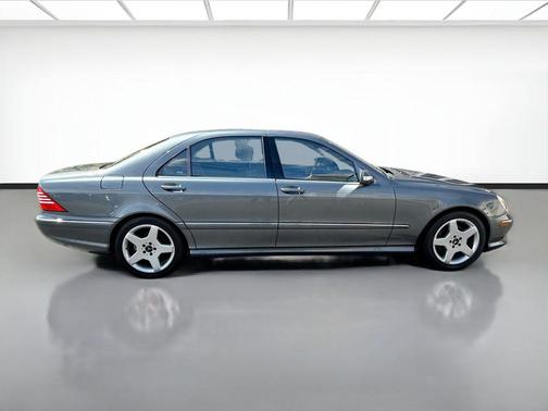 Gray 2005 Mercedes-Benz S-Class 4MATIC
