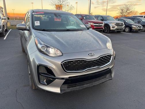 2022 Kia Sportage LX