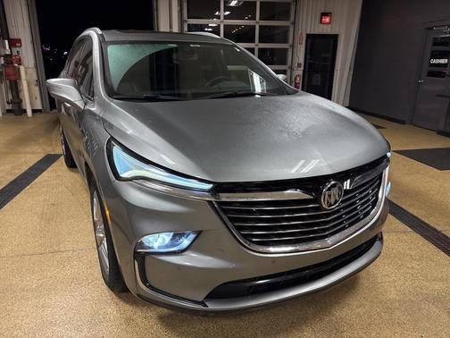 2023 Buick Enclave Essence AWD