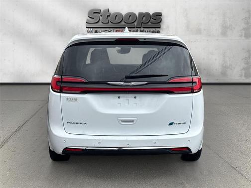 2022 Chrysler Pacifica Hybrid Touring L