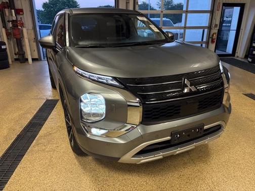 2024 Mitsubishi Outlander