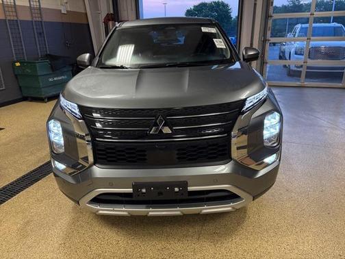 2024 Mitsubishi Outlander