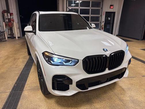 2023 BMW X5 M50i