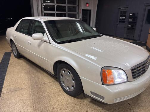 2002 Cadillac DeVille DHS