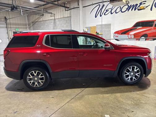 2023 GMC Acadia AWD SLT