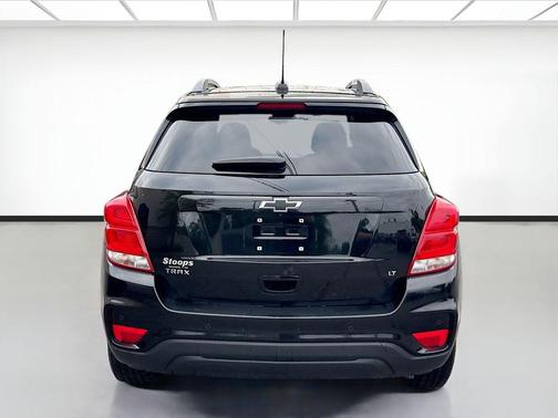 Mosaic Black Metallic 2020 Chevrolet Trax LT