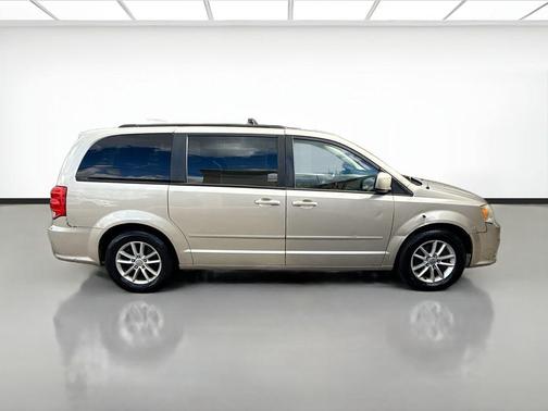 Cashmere Pearlcoat 2013 Dodge Grand Caravan SXT