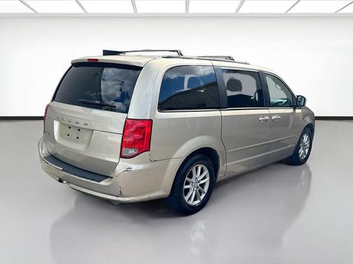 Cashmere Pearlcoat 2013 Dodge Grand Caravan SXT