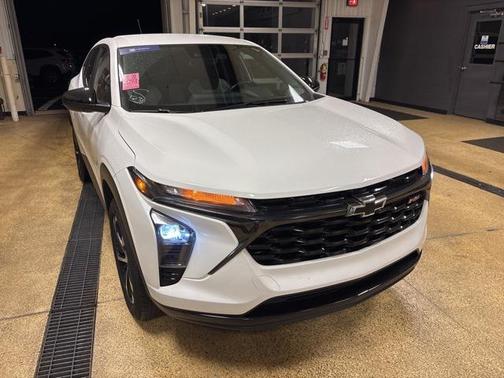 2024 Chevrolet Trax FWD 1RS