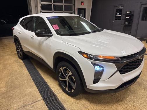 2024 Chevrolet Trax FWD 1RS