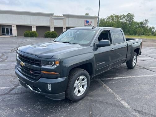 Graphite Metallic 2018 Chevrolet Silverado 1500 2LT