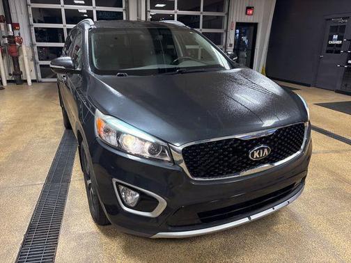 Platinum Graphite 2016 Kia Sorento EX