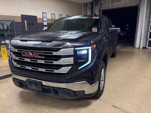 2023 GMC Sierra 1500 SLE