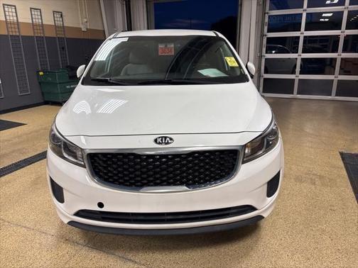 2018 Kia Sedona L