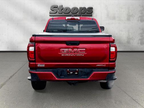 2024 GMC Canyon AT4