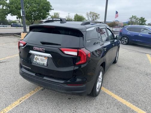 2022 GMC Terrain SLE