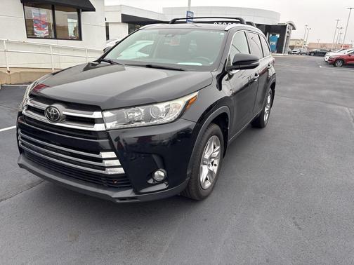 2018 Toyota Highlander 
