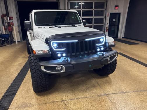 2023 Jeep Gladiator Sport S
