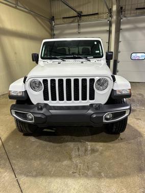2023 Jeep Gladiator Sport S