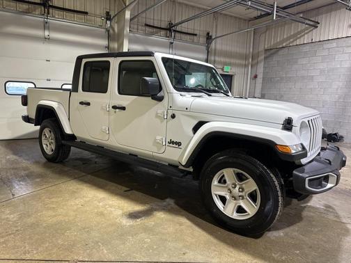 2023 Jeep Gladiator Sport S