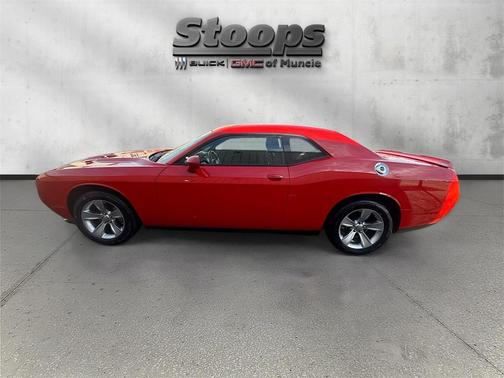 2022 Dodge Challenger SXT