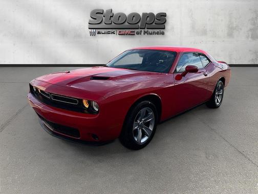 2022 Dodge Challenger SXT