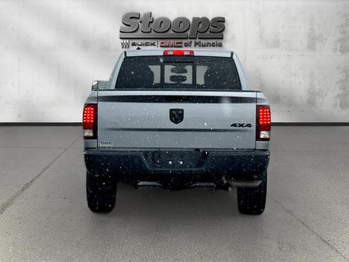 2023 RAM 1500 Classic Warlock Crew Cab 4x4 5'7' Box