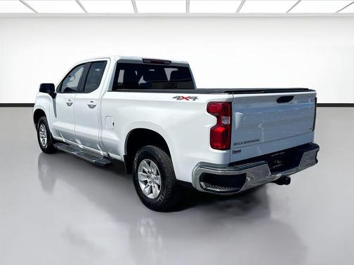 Summit White 2023 Chevrolet Silverado 1500 LT