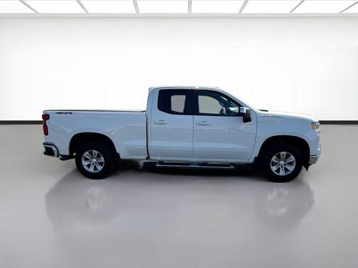 Summit White 2023 Chevrolet Silverado 1500 LT