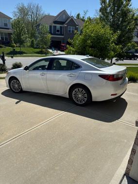 White Pearl 2016 Lexus ES 350 Base