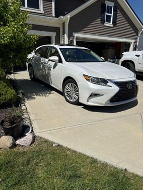 White Pearl 2016 Lexus ES 350 Base