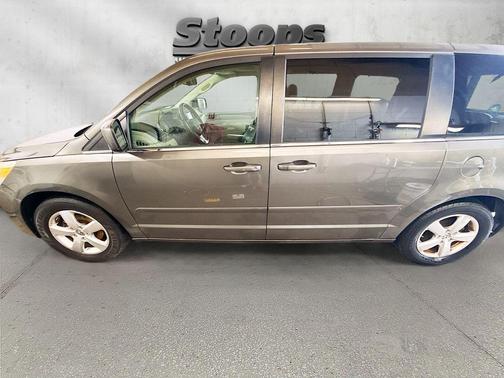 2010 Volkswagen Routan SEL