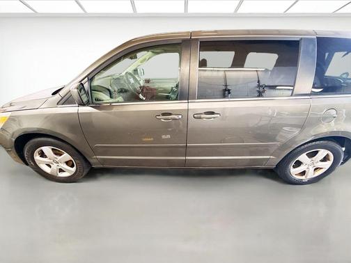 2010 Volkswagen Routan SEL