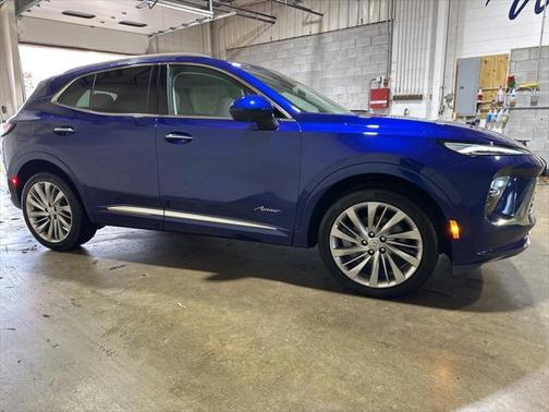 2025 Buick Envision Avenir AWD