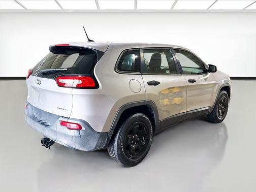 Billet Silver Metallic Clearcoat 2014 Jeep Cherokee Sport