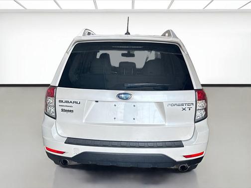 Satin White Pearl 2011 Subaru Forester 2.5 X