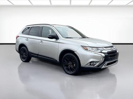 Alloy Silver Metallic 2019 Mitsubishi Outlander LE
