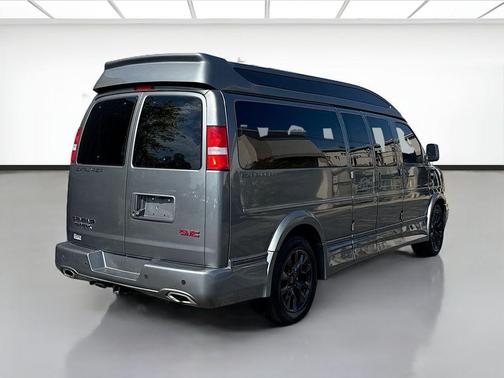 01u 2023 GMC Savana 2500 Work Van