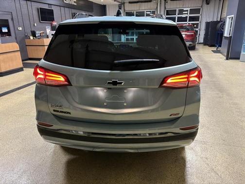 2022 Chevrolet Equinox FWD RS