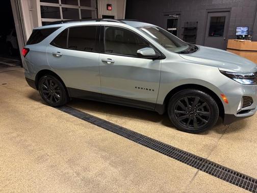 2022 Chevrolet Equinox FWD RS