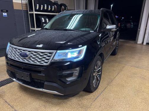 Shadow Black 2016 Ford Explorer Platinum