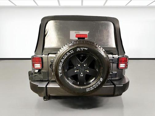 Granite Crystal Metallic Clearcoat 2017 Jeep Wrangler Big Bear