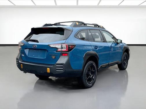 Geyser Blue 2023 Subaru Outback Wilderness