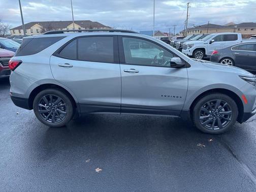 2024 Chevrolet Equinox FWD RS