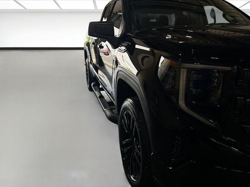 Onyx Black 2026 GMC Sierra 1500 Elevation