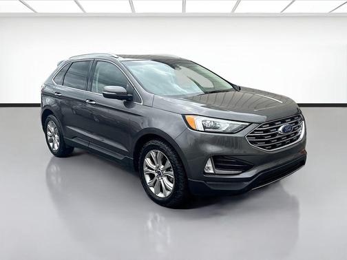 Magnetic 2019 Ford Edge Titanium