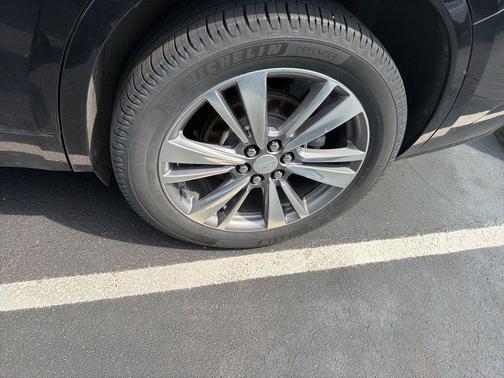 2020 Cadillac XT6 Premium Luxury FWD